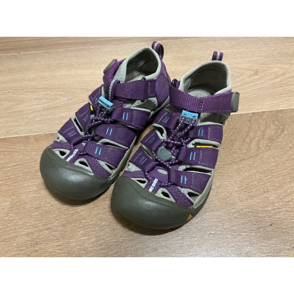 Girl's KEEN Newport Water Sport Sandals Shoes Purple Womens Size 1 Waterproof